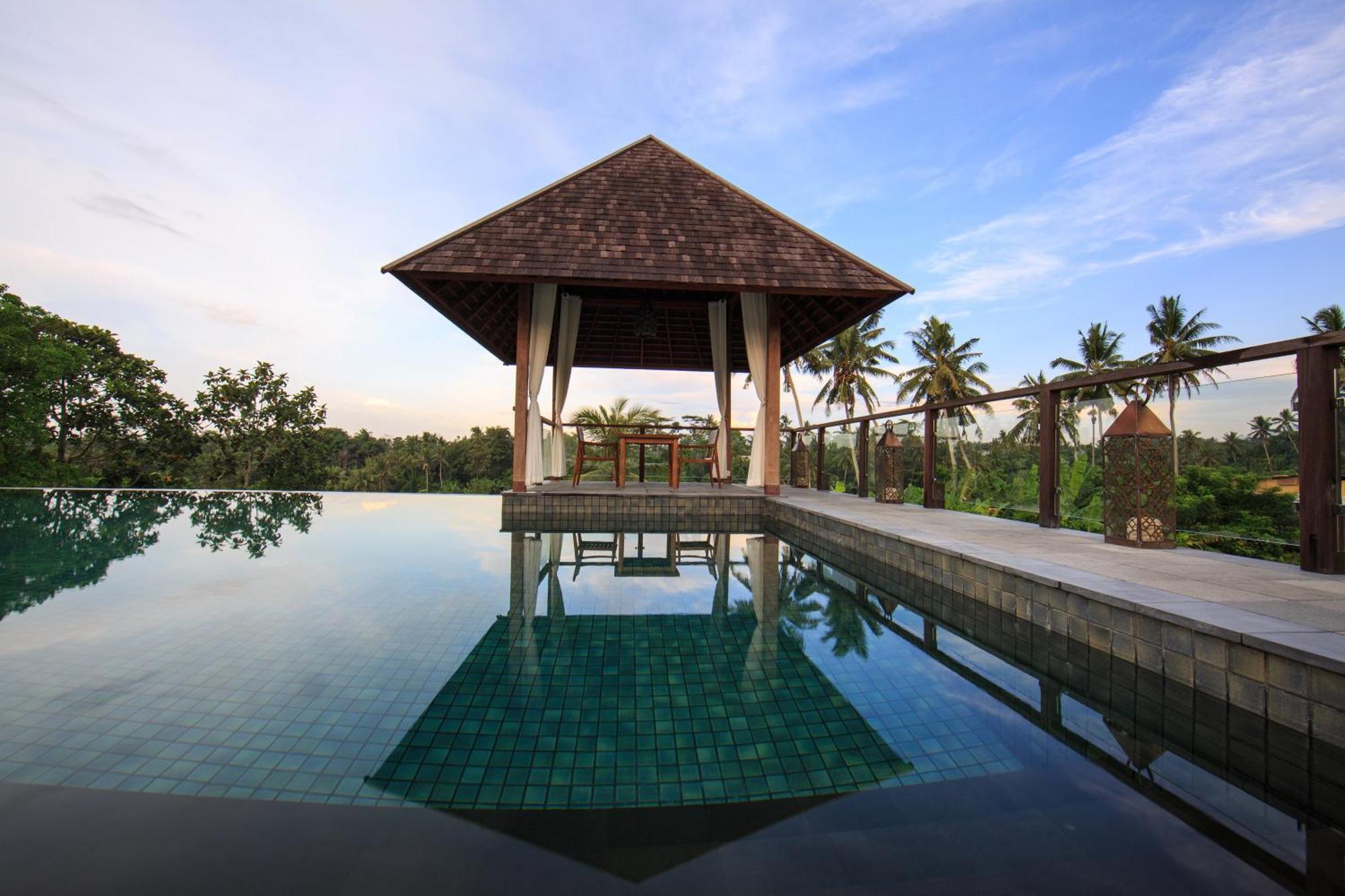 Tejaprana Bisma - Chse Certified Hotel Убуд Екстериор снимка The swimming pool at the resort