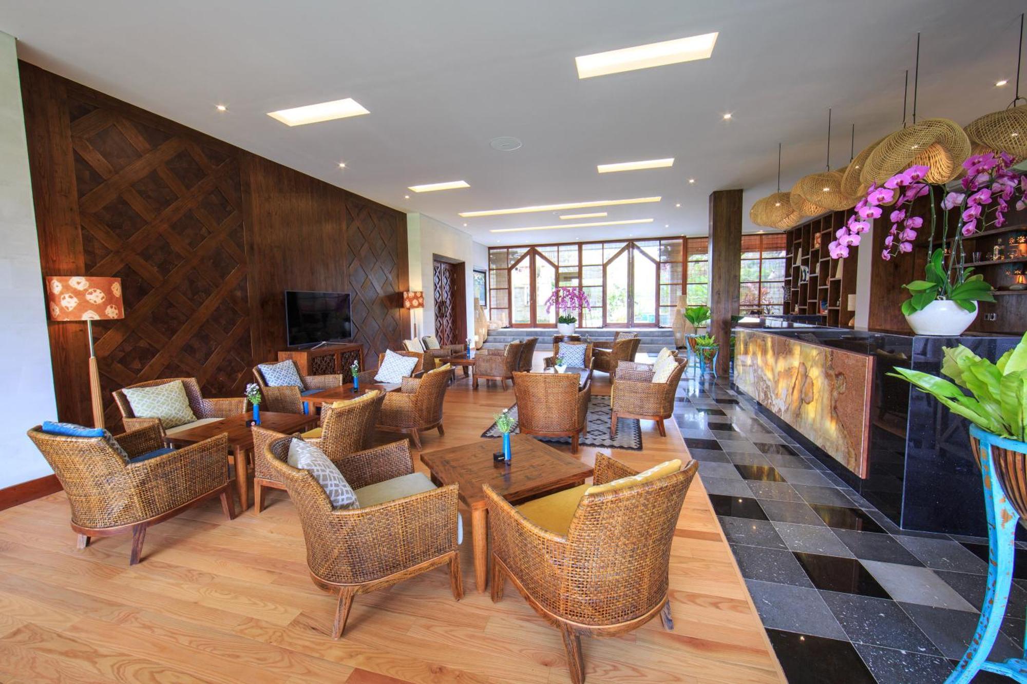 Tejaprana Bisma - Chse Certified Hotel Убуд Екстериор снимка The lounge at the airport